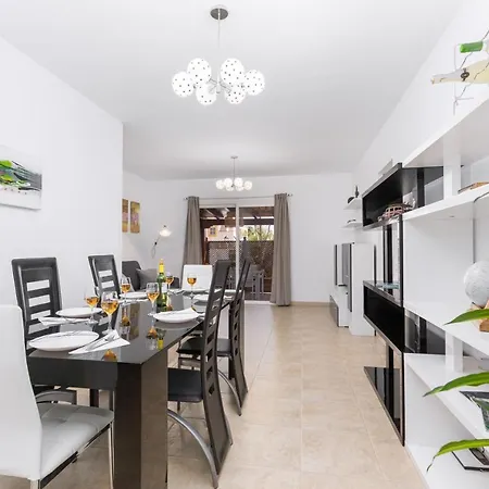 Home2book Charming Casa El Refugio