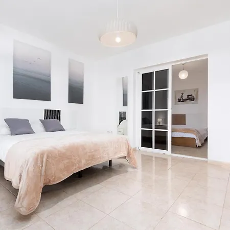 Home2book Charming Casa El Refugio