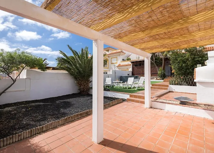 Home2book Charming Casa El Refugio Holiday home *